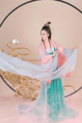 -盘子女人坊古装写真摄影(南京总店)