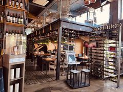 -酤居湖景音乐餐吧(安宁店)