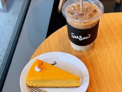 厚南瓜芝士蛋糕-Seesaw Coffee(苏州中心店)
