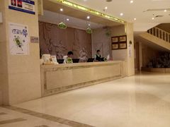 -维也纳酒店(深圳国际会展中心沙井上南店)