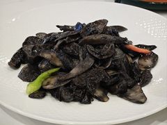 -乡村馕坑肉·烧烤·新疆菜·本地人更爱吃(阿勒泰首店)