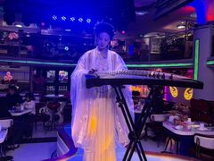 -巴特餐饮6加1音乐餐吧·新疆菜
