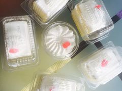 -红宝石·鲜奶小方·海派西点房(金杨店)