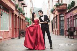 欧美时尚-巴黎婚纱摄影工作室