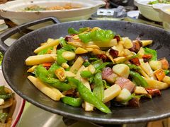 竹笋炒腊肉-巴人堂(女儿城店)