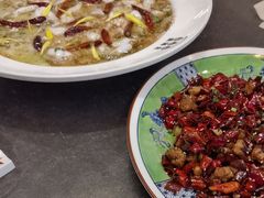 -渔语鱼新川菜Bistro(万象天地店)