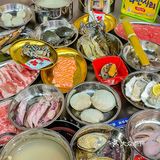 缸里现捞 想吃什么直接拿 肉眼可见的新鲜！