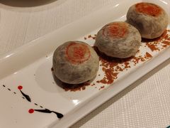 招牌苏式烤月饼-阳澄湖费尔蒙酒店颐丰阁中餐厅(马鞍山西路店)