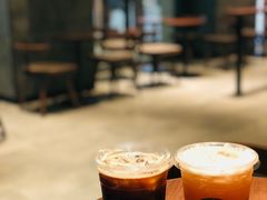 -星巴克(杭州临平银泰城B1店)