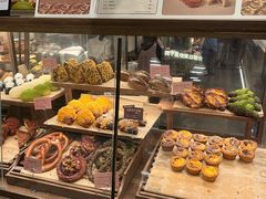 -RUXU入续糖水铺与包(卓悦中心店)