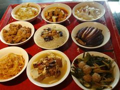 -蓝田九大碗民俗食府(蓝田店)