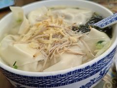 -笑来喜馄饨小笼工坊店(湖滨街店)