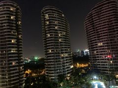 -三亚湾海居铂尔曼度假酒店