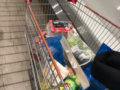 -家乐福(四元桥购物中心店)