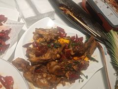 -嗨辣小聚·盘锦河蟹·海鲜烧烤龙虾(盘锦十年好店)