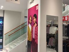 -优衣库(上海金桥国际商业广场店)