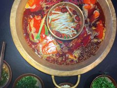 -王婆乔鲜鱼自助火锅(蜀汉路店)