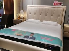 -红星美凯龙(浦江店)