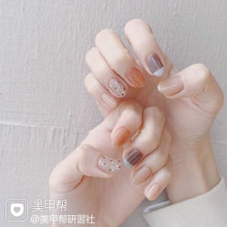 -Pink You美甲洗眉纹绣定制中心