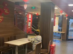 -麦当劳(丽江玉河广场店)