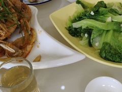 -覃记海鲜美食餐厅