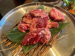 -草家酱蟹炭火烤肉店(珲春南路一店)