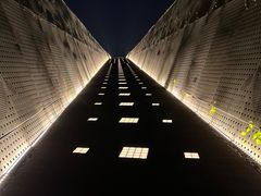-南京眼步行桥