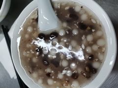 酒酿元宵-芳婆糕团店(王府大街店)