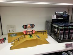 -泡泡玛特POPMART(合生汇店)