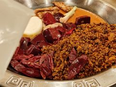 -重庆两路口火锅(紫荆店)