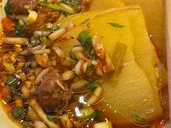 -钢管厂五区小郡肝串串香(蜀都万达店)
