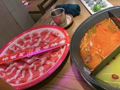 -巴卤社老火锅(财富店)