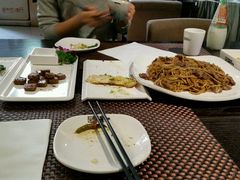 -HIHE Bistro·Oyster Bar(华熙live店)