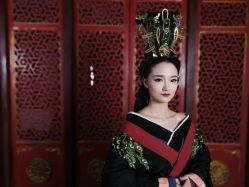 -盘子女人坊生日照·摄影馆(华强店)