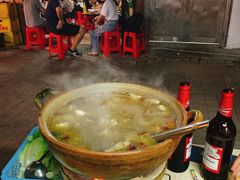 -威邵鸡煲(西华路总店)
