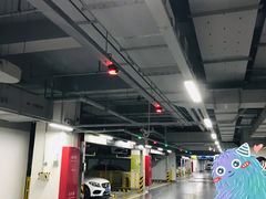 -BFC外滩金融中心停车场