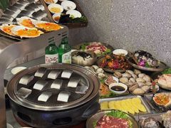 -围炉肉舍•炭烤活鳗•丹东海鲜烤肉(步行街店)