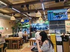 -云阿蛮云南生烫牛肉米线(奉贤路店)