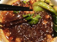 -麻六记(凤凰汇店)