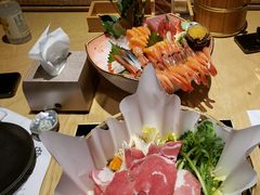 -枝魯枝魯自助料理