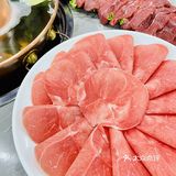 香气四溢,我俩吃了一半实在吃不动打包了