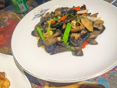 -乡村馕坑肉·烧烤·新疆菜·本地人更爱吃(阿勒泰首店)