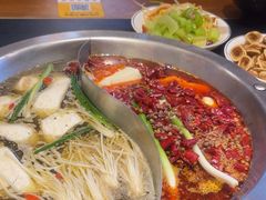 -沸炉重庆老火锅(军事博物馆店)