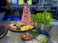 -哈哈碳都·牛肋条无限自助烤肉(台江万达店)