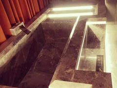 -Ting无边际江景酒店(重庆解放碑云端之眼店)