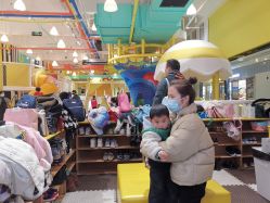 -泛尼尼儿童乐园(文化广场店)