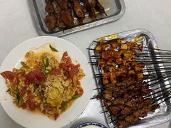 -马克力木手抓炕锅烤羊肉(盐湖一小区店)