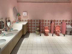 -小门牙好性格托育(北外滩中心)