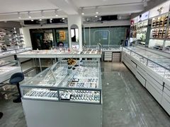 -潘多拉眼镜·蔡司依视路明月(潘家园店)