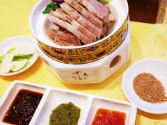 草原手把肉-德乐海蒙餐